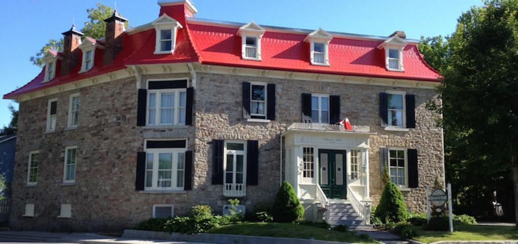 Chrysler House Bed and Breakfast Gananoque Exterior foto